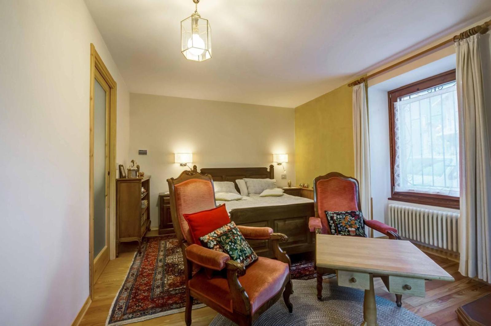 Il Pellegrino Bed & Breakfast Issogne Exterior foto